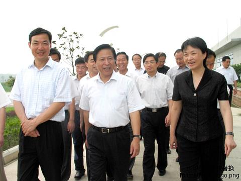 林正玉在全县外向型经济工作会议上提要求